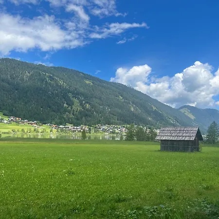 아파트 Panorama-retreat Am Waldrand Nahe Seen Und Bergen 빌라흐