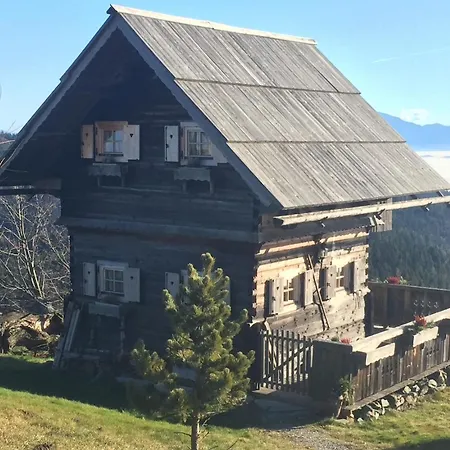Apartment Panorama-retreat Am Waldrand Nahe Seen Und Bergen